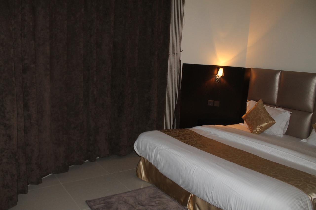 فندق دولف الرياض شارع العمرة Doolv Hotel Riade Exterior foto